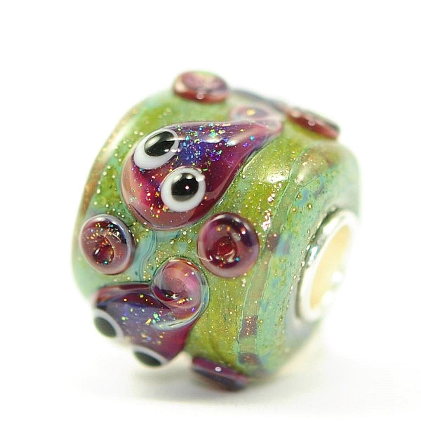 Eavae Beads