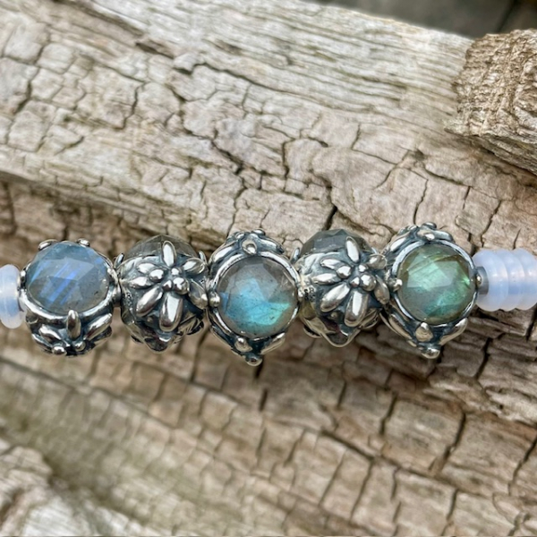 Trollbeads - Alpenstern Edelweiss - People's Bead 2025 - WYSIWYG